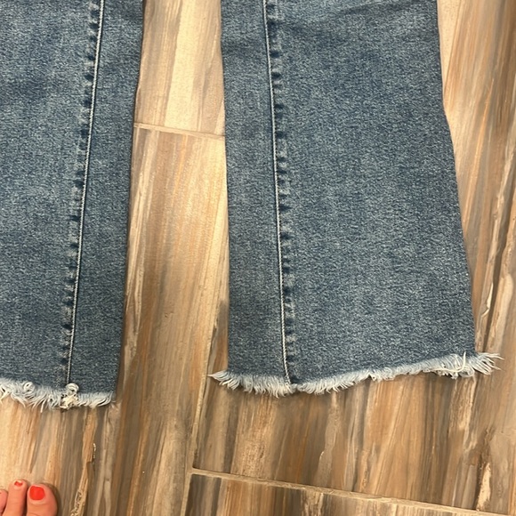 Just black high rise crop flare size 27 - Picture 3 of 3